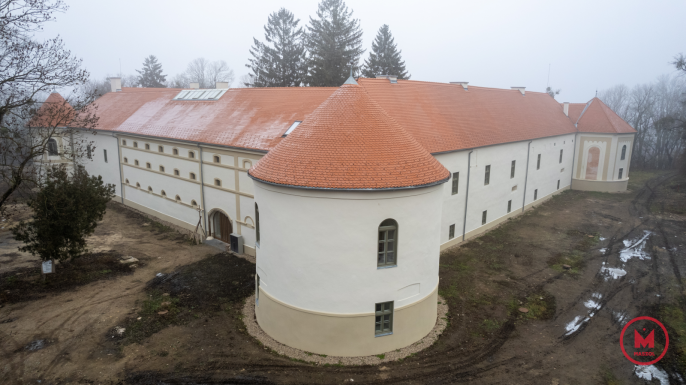 Befejeződött a gyalui várkastély felújítása