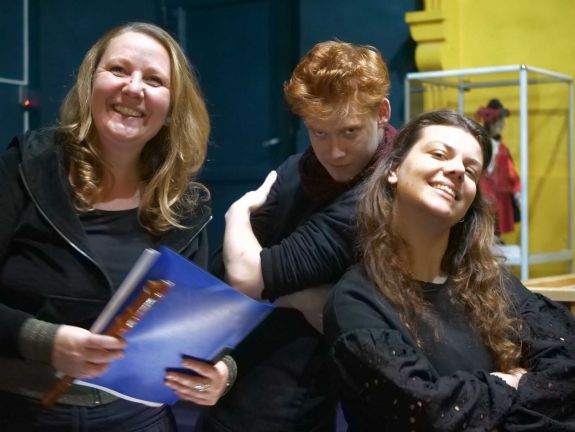 Karácsonyváró koncerttel készül a kolozsvári Puck Bábszínház