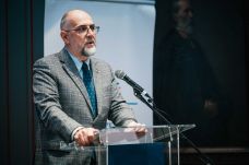 Bírálja a tervezett adóemeléseket Kelemen Hunor 