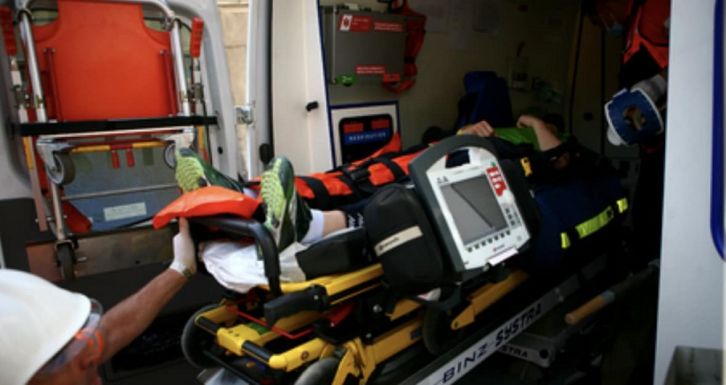 Szívrohamot kapott egy gépkocsivezető a volánnál