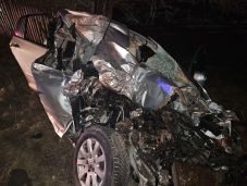 Súlyos baleset Hargita megyében: egy személyautó és egy darus kocsi ütközött