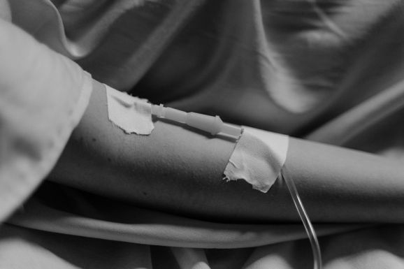 Felháborító: 35 órát küldözgettek egy szélütéses beteget egyik kórházból a másikba