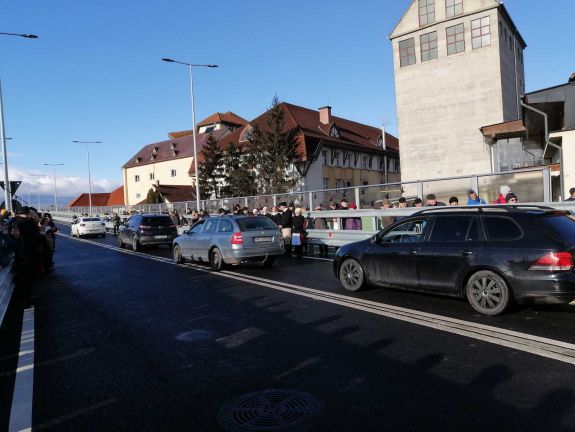 Megnyitották a csíkszeredai vasúti felüljárót, a Ligat hidat