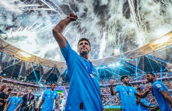 Nagy pénz, nagy foci – így áll össze a világ legdrágább „álomcsapata”