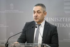 Potápi Árpád János: „El kell érnünk, hogy ciklusokon és pártpolitikán túlmutató ügy legyen a nemzetpolitika”