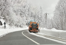 Korlátozást vezettek be a havazás miatt a Bihar és Szilágy megye közötti hegyi országúton