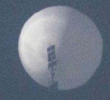 Kínai külügyminisztérium: meteorológiai kutatásokat végzett az amerikai légtérbe tévedt kínai léggömb