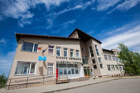 Alaptalanok a székelyhídi iskola magyar vezetőségét ért diszkriminációs vádak