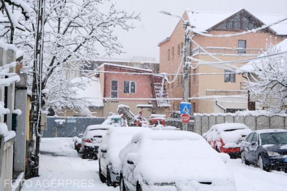 Fagyos időre figyelmeztetnek a meteorológusok, Máramaros megyében téliesek az útviszonyok