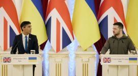 FRISSÍTVE - Londonba utazik Volodimir Zelenszkij ukrán elnök