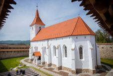 Több millió lejes keretre pályázhatnak a háromszéki civil szervezetek és egyházak