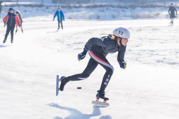 Novák Károly Eduárd: Országszerte korcsolyapályákra van szükségünk