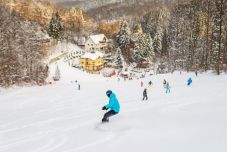 Beindult a síszezon Háromszéken, öt pálya várja a téli sportok kedvelőit