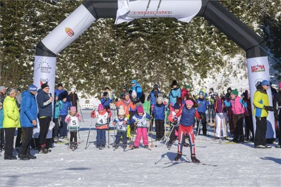 Több százan vettek részt a jubileumi Konzul Kupán Hargitafürdőn