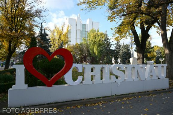 Moszkva fenyegető árnya: keményebb kezű kormányzás jön Moldovában