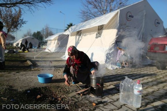 Összesen 22 tonnányi segélyt küld Románia Törökországnak
