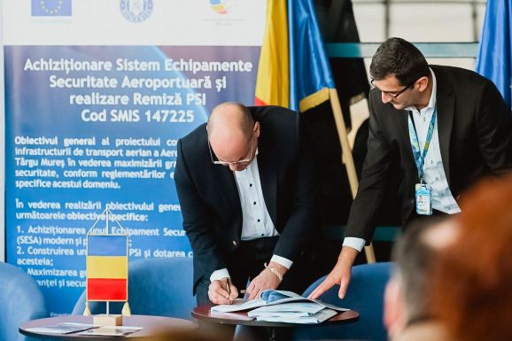 Korszerűsítik a marosvásárhelyi repülőteret, aláírták a szerződést