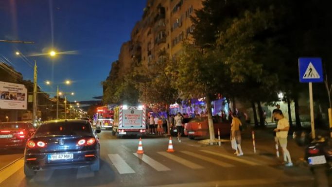 Három év börtönre ítélték a nőt, akinek a kétéves ikrei kizuhantak a tizedik emeletről
