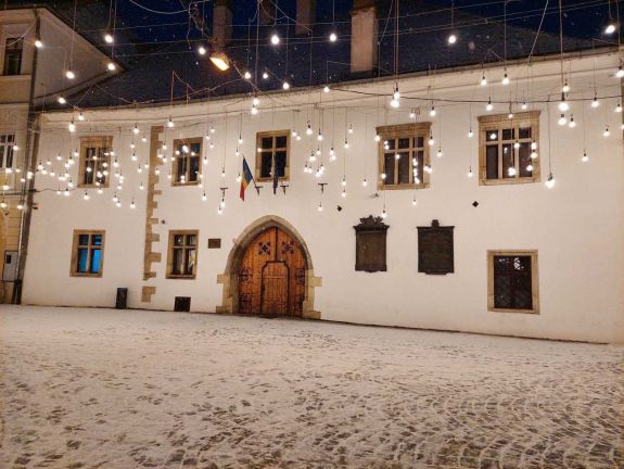 Mátyás szülőházának felújítása: a Művészeti Egyetem csak kifogásokat keresett és félretájékoztat