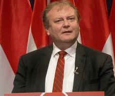 Latinul szólalt fel egy képviselő az Országgyűlésben