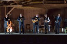 Világhírű művészekkel és sikerdarabokkal várja nézőit az Aradi Kamaraszínház