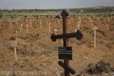 Magyar és román hősi halottak ukrán egyenruhában 