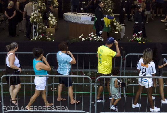 Így búcsúzik Brazília Pelétől - ÉLŐ VIDEÓ