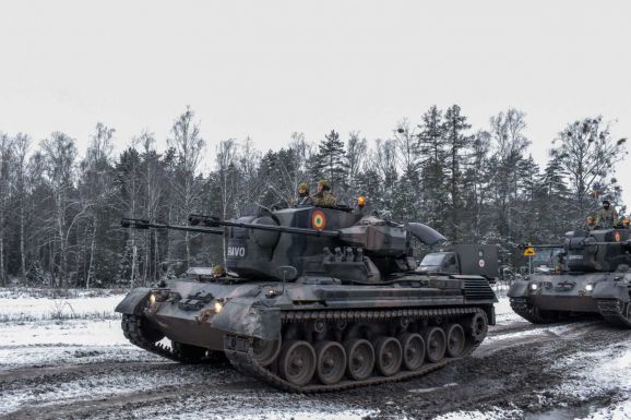 Gazdasági miniszter: Románia nem Ukrajnának, hanem saját magának és NATO-tagországoknak fog lőszert gyártani