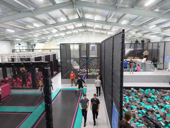 Extrém sportok gyakorlására alkalmas központot avattak Csíkszeredában