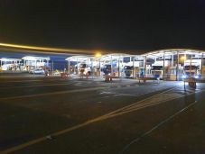 Két nap alatt száznál több migránst tartóztattak fel a nagylaki autópálya-határátkelőnél