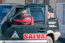 Mély szakadékba zuhant egy túrázó a Páring-hegységben