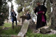 Elfogták a jeruzsálemi keresztény temető tizenéves zsidó sírrongálóit