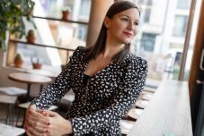 Könyv a béranyaságról: „Három éve nem voltam férfival és terhes vagyok” - mondta az egyik interjúalany