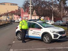 Új járműveket és korszerű kamerarendszert kapott a marosvásárhelyi helyi rendőrség