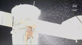 Orosz mentőűrhajó hozza haza az űrben ragadt asztronautákat