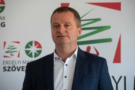 Zsarolásért ítélték el az Erdélyi Magyar Szövetség társelnökét