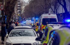 Mozgó gépkocsiból lőttek emberekre Londonban