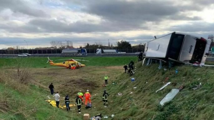 Hét román állampolgár sérült meg az olaszországi buszbalesetben
