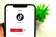 Lehet, hogy szeptembertől elbúcsúzhatunk a TikTok-tól