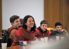 Kötelezővé teszik a diákok színház-, opera- és múzeum-látogatását? 