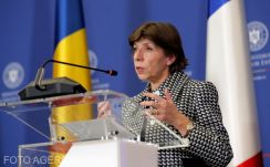 Reuters: Franciaország jövedelmező katonai szerződéseket kíván kötni Romániával