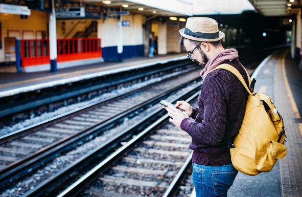 Külföldi nyaralás: ezt tudnia kell, ha roaming-szolgáltatást vesz igénybe