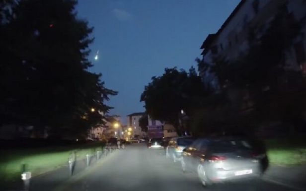 Egy fényes meteor világította be Románia egét, a hegyimentők azt hitték egy zuhanó repülőgép
