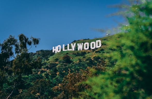 Hollywood: a forgatókönyvírók után a színészek is sztrájkba lépnek