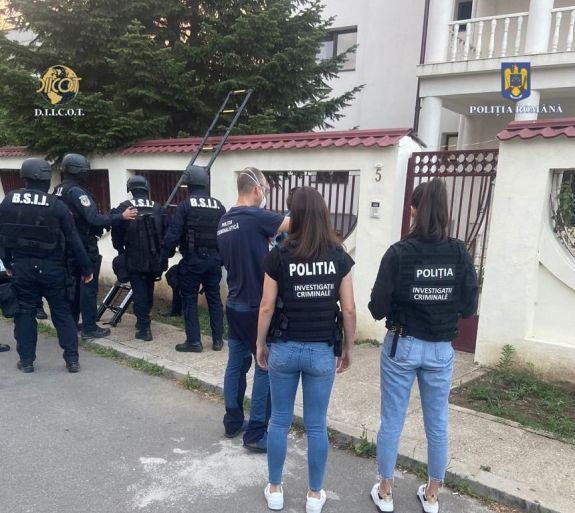 Idősek otthona: őrizetben két ellenőr, akik szemet hunytak a szabálytalanságok felett