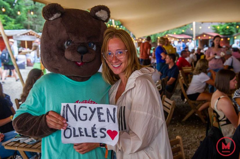 Tusványosi életképek, avagy hová lettek a medvék Tusnádfürdőn?