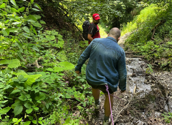 Magára hagyta a túravezetője, a hegyimentők segítettek a kezdő túrázón