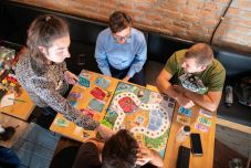 Com’ON Sepsi: fiatalok kezdeményezéseihez adnak pénzt