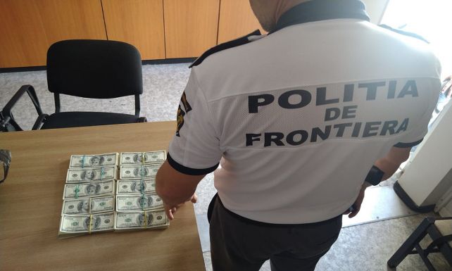 100 ezer dollárral a hátizsákjában szökött át Ukrajnából egy nő