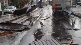 „Tornádó kialakulásának is megvan a kockázata” – meteorológiai szakértőt kérdeztünk